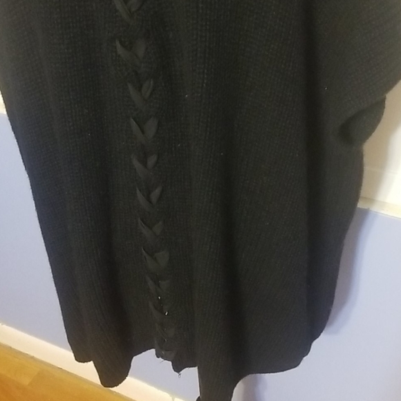 Cardigan - Picture 3 of 12